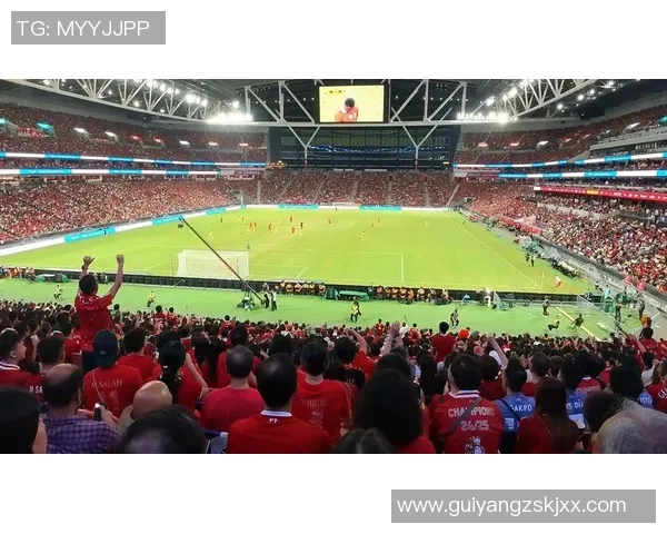 世界杯精彩对决阿森纳与AC米兰战成平局神奇扑救点燃全场激情