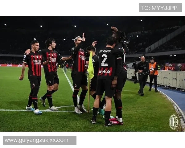 世界杯历史冷门AC米兰逆转那不勒斯引爆全场激情时刻