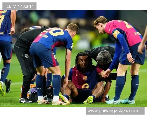 德甲激战：多特蒙德与巴萨平局红牌事件引发全场热议