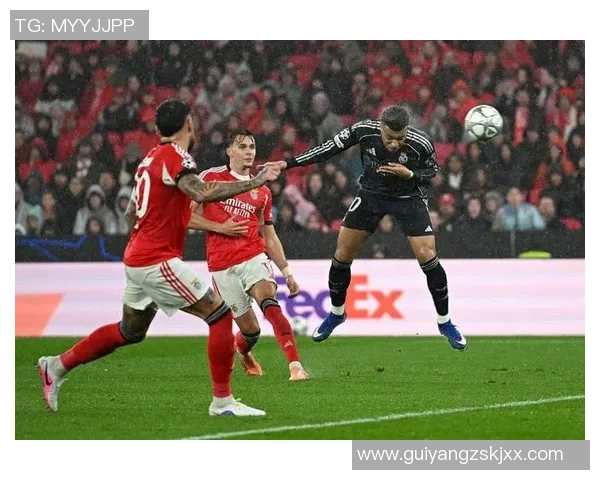 德甲精彩对决本菲卡大胜热刺帽子戏法引爆全场激情